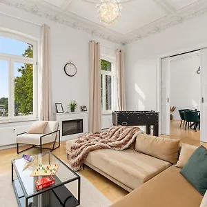 Homey - Riverside - Mit Weserblick Und Parkplatz Appartement